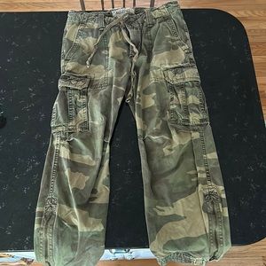 VINTAGE ABERCROMBIE & FITCH CAMO CARGO PANTS